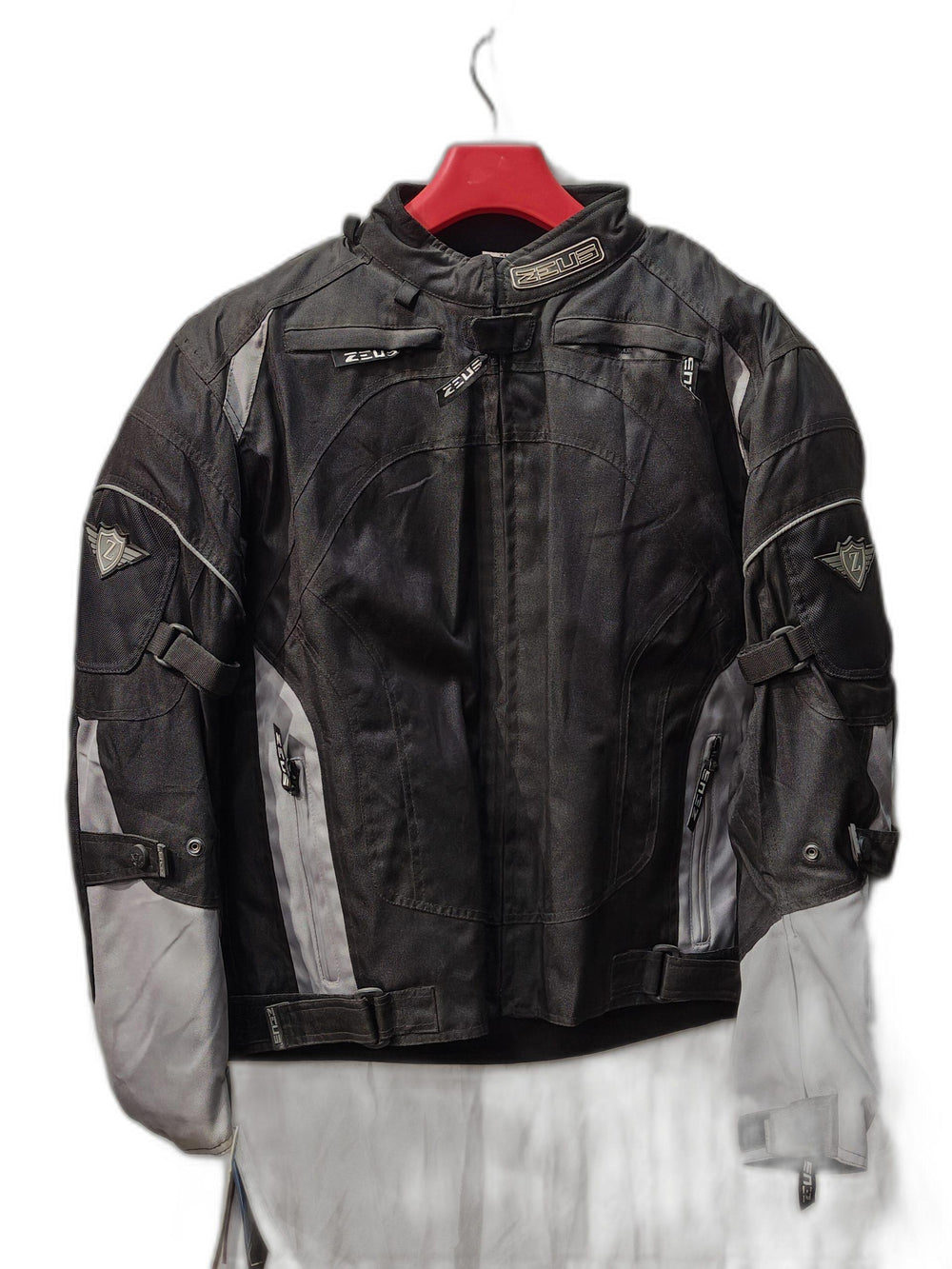 ZUES AETOS BLACK JACKET