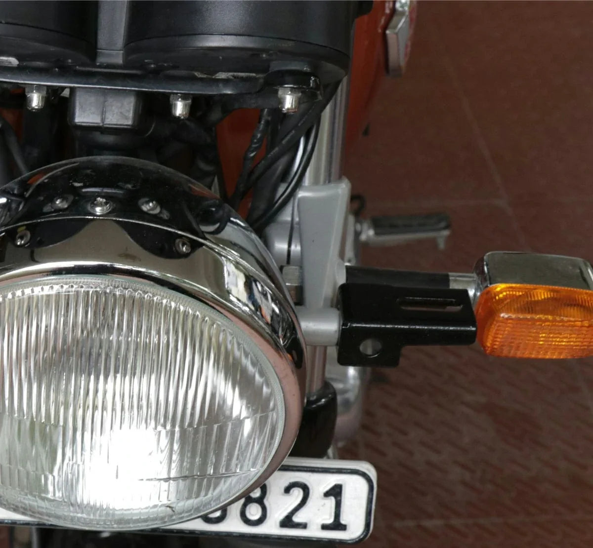 Universal Headlight Clamp