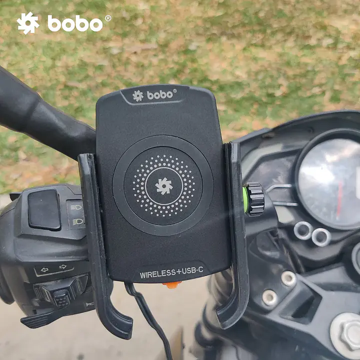 Bobo Gears  |  7493000201   BM12 - Fast Wireless + USB-C Charger - Master